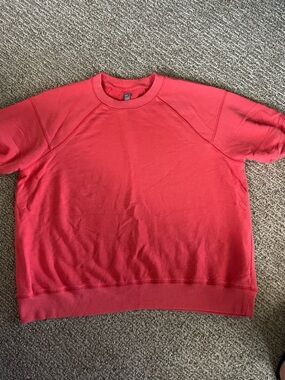 American Eagle Outfitters Coral-Pink Short Sleeve Crewneck Tee